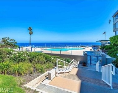32724 Coastsite Drive - Photo Thumbnail 7