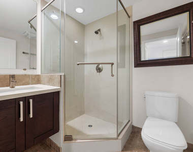 7133 Hawthorn Avenue - Photo Thumbnail 20