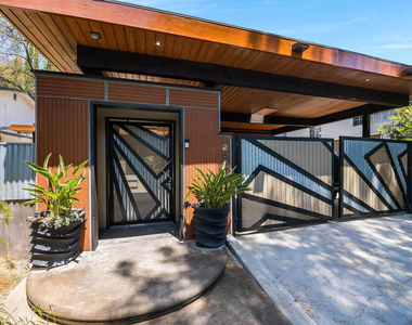 22277 Buena Ventura Street - Photo Thumbnail 3