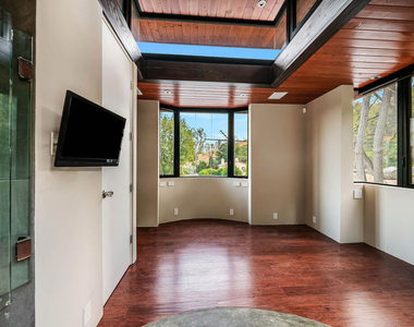 22277 Buena Ventura Street - Photo Thumbnail 46