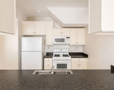 15200 Sherman Way - Photo Thumbnail 1