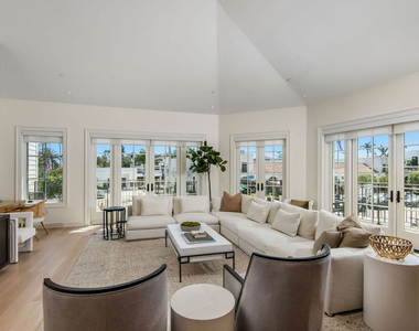 15225 Palisades Village Lane - Photo Thumbnail 12