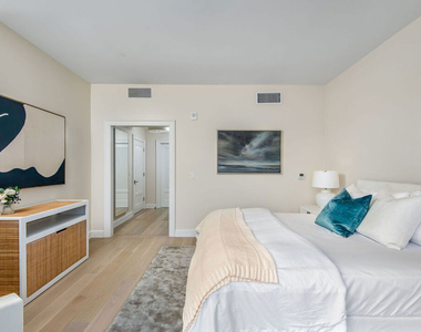 15225 Palisades Village Lane - Photo Thumbnail 26