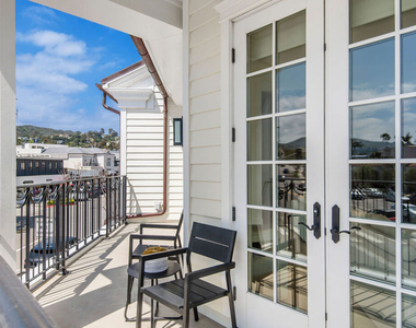 15225 Palisades Village Lane - Photo Thumbnail 8