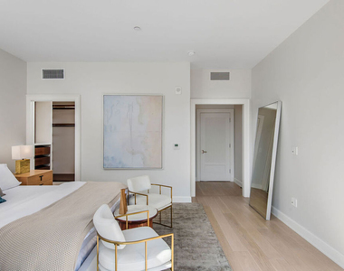 15225 Palisades Village Lane - Photo Thumbnail 20