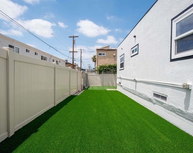 6352 Holabird St. - Photo Thumbnail 17