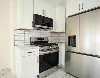 6352 Holabird St. - Photo Thumbnail 6