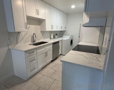 9838 Caminito Bolsa - Photo Thumbnail 3