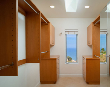 3235 Rambla Pacifico - Photo Thumbnail 23