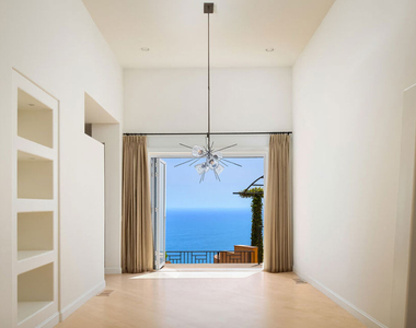 3235 Rambla Pacifico - Photo Thumbnail 7