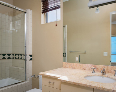 3235 Rambla Pacifico - Photo Thumbnail 33