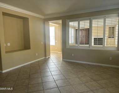 3073 Heavenly Ridge Street - Photo Thumbnail 13
