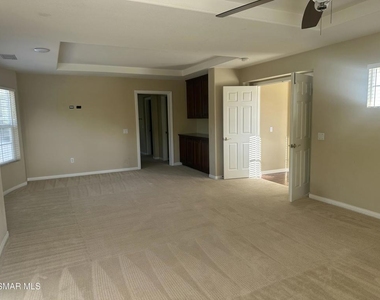 3073 Heavenly Ridge Street - Photo Thumbnail 19