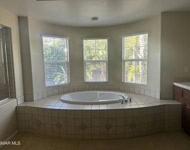 3073 Heavenly Ridge Street - Photo Thumbnail 22