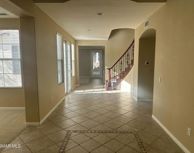 3073 Heavenly Ridge Street - Photo Thumbnail 7