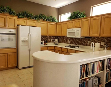 78786 Gorham Lane - Photo Thumbnail 10