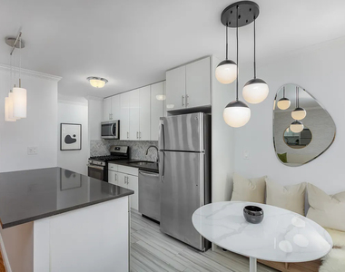 747 10th Avenue - Photo Thumbnail 5