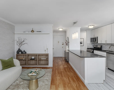 747 10th Avenue - Photo Thumbnail 4