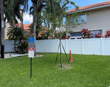 3780 Amalfi Drive - Photo Thumbnail 57