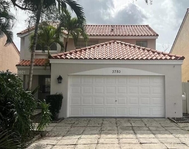 3780 Amalfi Drive - Photo Thumbnail 14