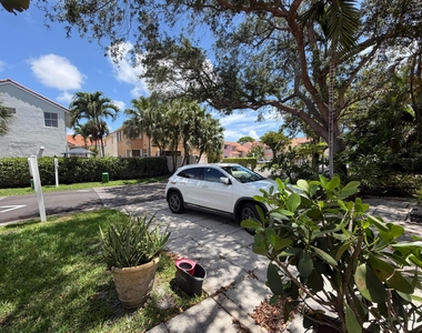 3780 Amalfi Drive - Photo Thumbnail 67