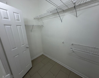 3780 Amalfi Drive - Photo Thumbnail 41
