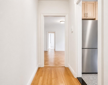 615 Fort Washington Avenue - Photo Thumbnail 9