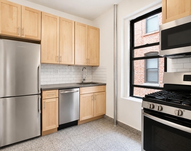 615 Fort Washington Avenue - Photo Thumbnail 6