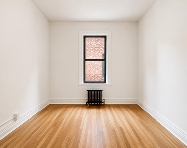 615 Fort Washington Avenue - Photo Thumbnail 5
