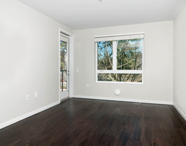 5560 Lexington Ave - Photo Thumbnail 10