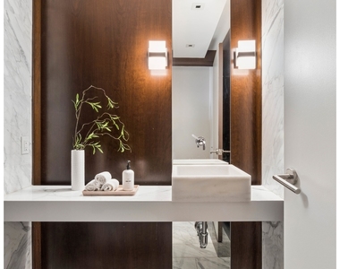 150 W 56th St - Photo Thumbnail 14