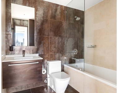 150 W 56th St - Photo Thumbnail 15