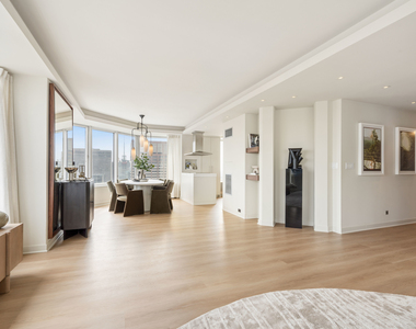 150 W 56th St - Photo Thumbnail 5