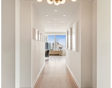 150 W 56th St - Photo Thumbnail 16