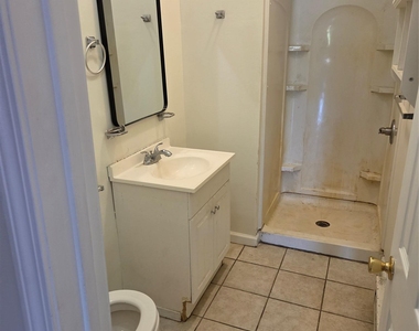 130 Maple Avenue - Photo Thumbnail 3