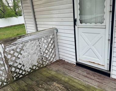 26 Jefferson Ave Avenue - Photo Thumbnail 3