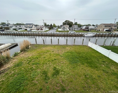 762 Pecan Street - Photo Thumbnail 14