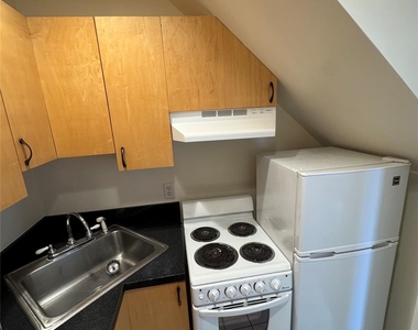 7 Meadow Street - Photo Thumbnail 3