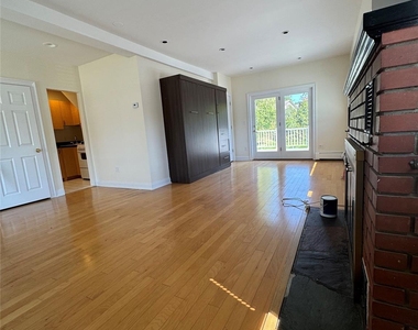 7 Meadow Street - Photo Thumbnail 5