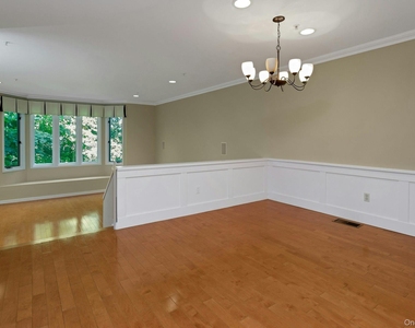 102 Boulder Ridge Road - Photo Thumbnail 5