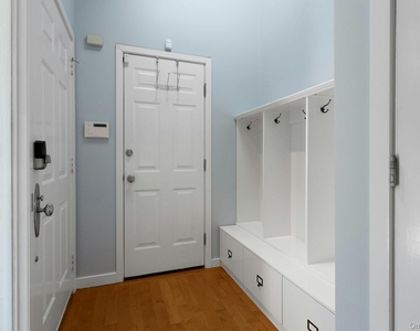 102 Boulder Ridge Road - Photo Thumbnail 4