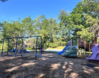 102 Boulder Ridge Road - Photo Thumbnail 26