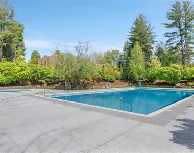 102 Boulder Ridge Road - Photo Thumbnail 24