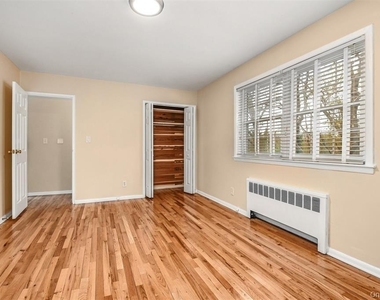 451 Main Street - Photo Thumbnail 10
