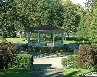 451 Main Street - Photo Thumbnail 18