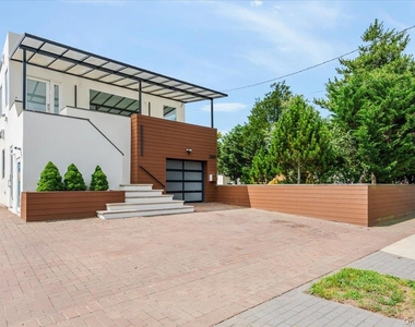 2105 Bay Boulevard - Photo Thumbnail 28