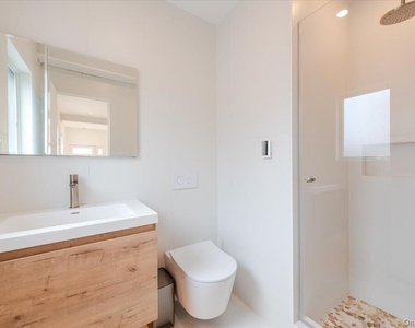 2105 Bay Boulevard - Photo Thumbnail 18