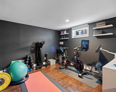 15 Lawrence Court - Photo Thumbnail 25