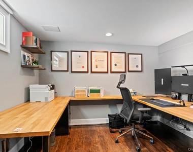 15 Lawrence Court - Photo Thumbnail 27
