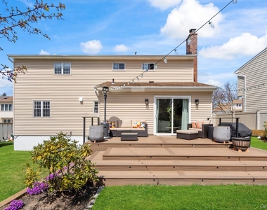15 Lawrence Court - Photo Thumbnail 28